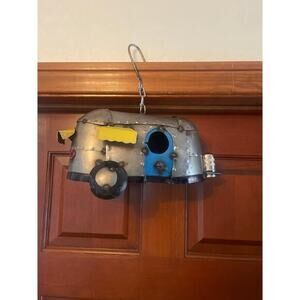 Up cycled Metal camper birdhouse